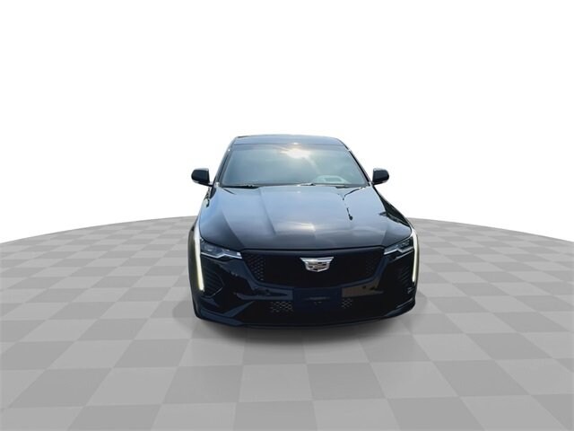 2021 Cadillac CT4 photo 2