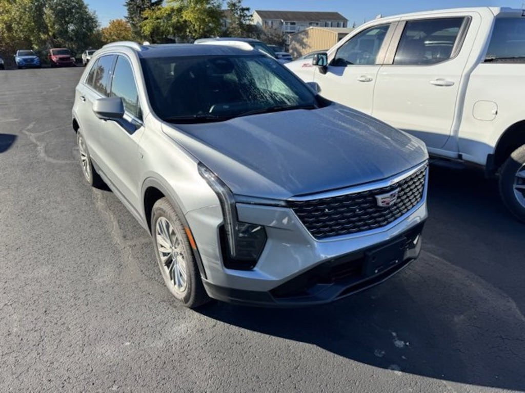Used 2025 CADILLAC XT4 Premium Luxury SUV