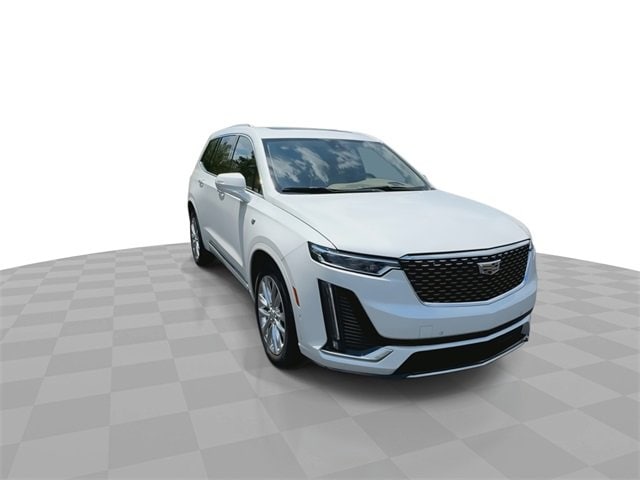 Used 2022 Cadillac XT6 Premium Luxury with VIN 1GYKPFRS6NZ163647 for sale in Adrian, MI