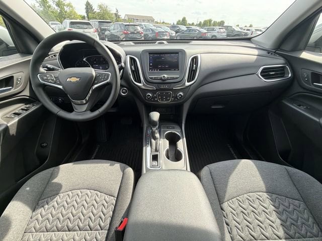 2024 Chevrolet Equinox LT - Photo 20