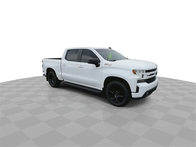 Used 2021 Chevrolet Silverado 1500 RST with VIN 1GCUYEED0MZ330158 for sale in Adrian, MI