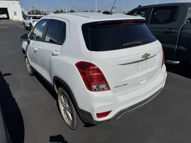 2022 Chevrolet Trax LS photo 4