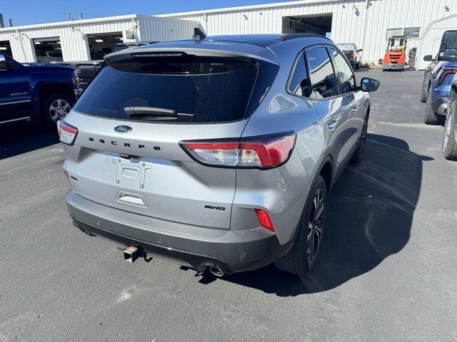 2022 Ford Escape SEL photo 3