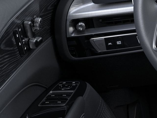 2025 Cadillac LYRIQ Luxury 1 - Photo 22