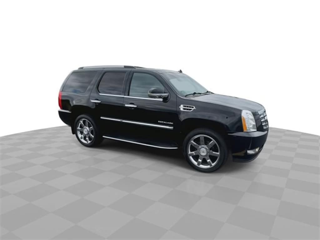 Used 2011 CADILLAC Escalade Luxury SUV
