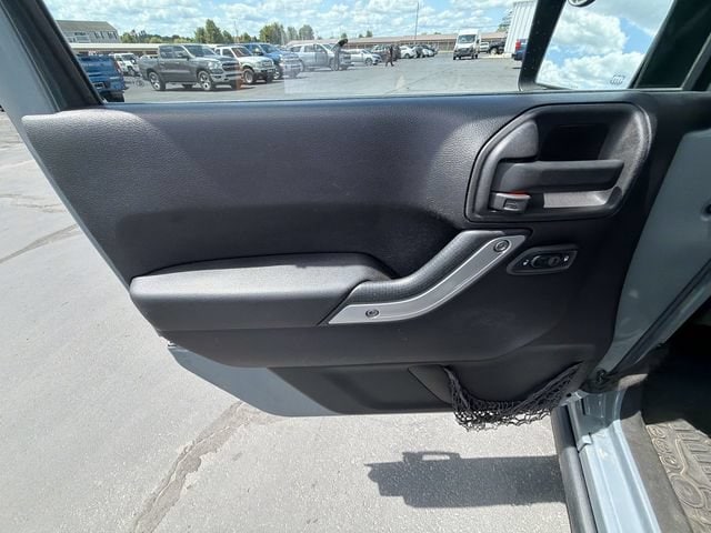 2014 Jeep Wrangler Unlimited Rubicon - Photo 19