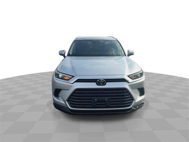 2024 Toyota Grand Highlander XLE photo 3