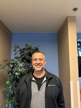 Staff member Mike Mendoza from ID_4a804b04e9e9