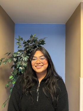 Staff member Andrea Flores from ID_4a804b04e9e9