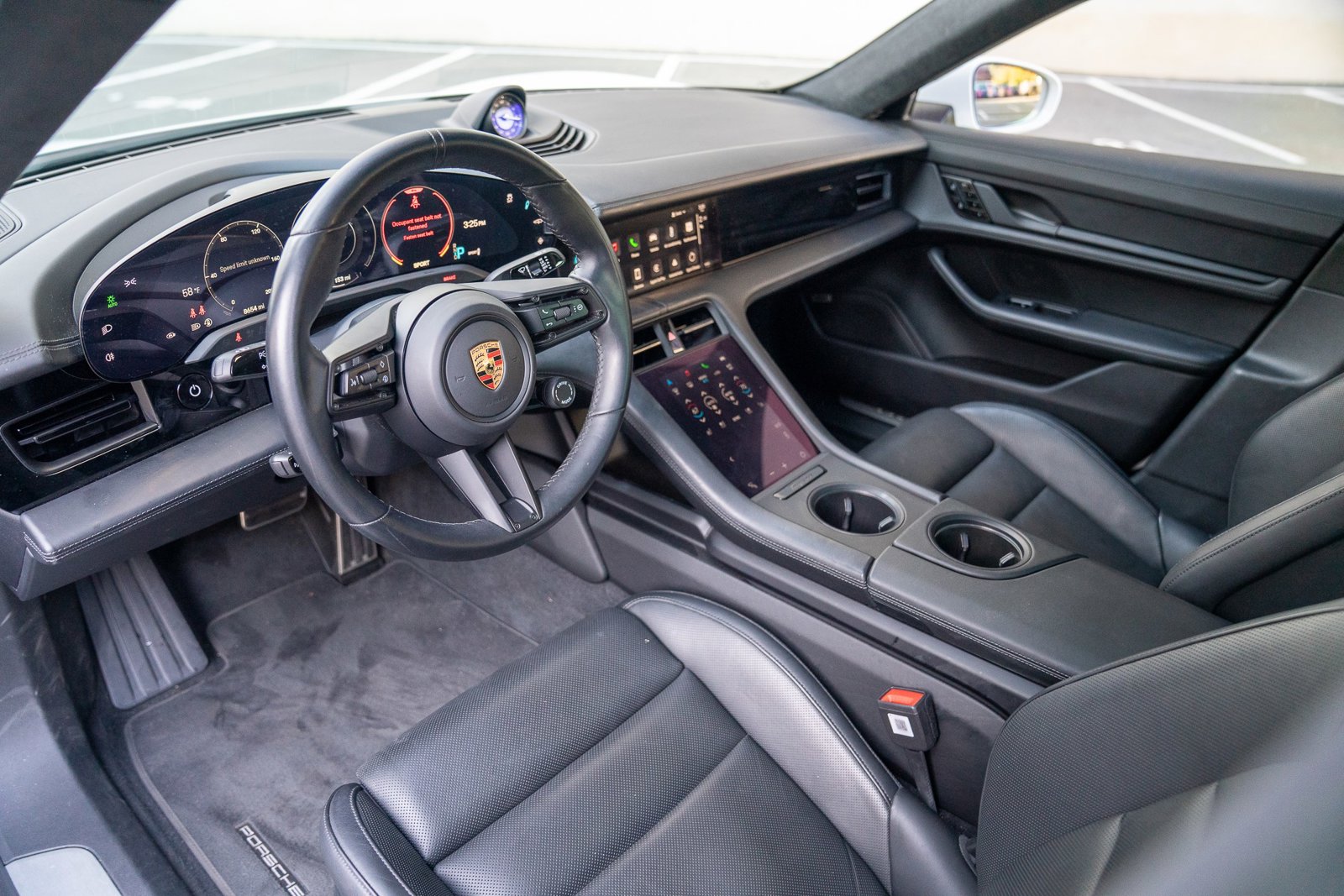2020 Porsche Taycan Turbo photo 4