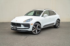 2025 Porsche Macan T SUV