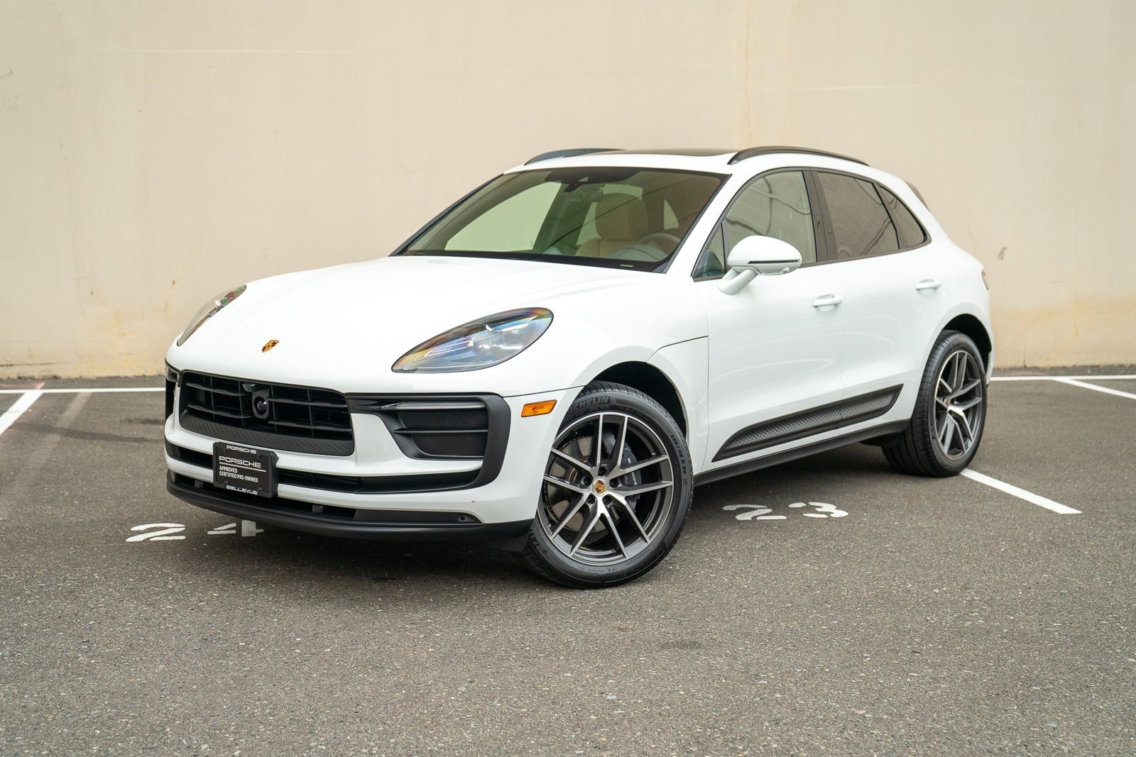 2025 Porsche Macan