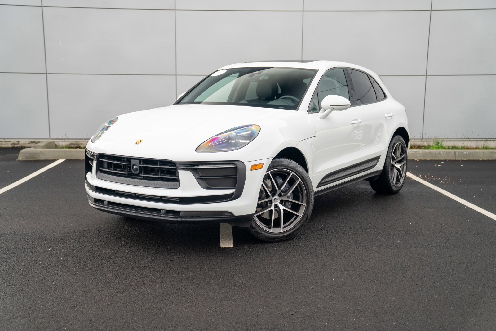 2025 Porsche Macan