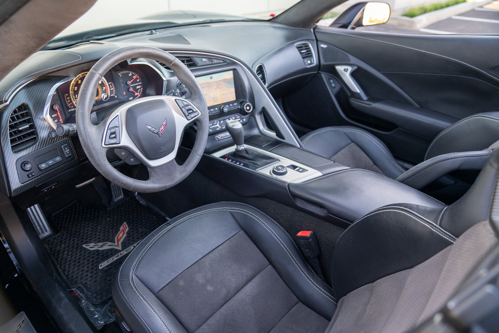 2014 Chevrolet Corvette Stingray Z51 Convertible photo 4