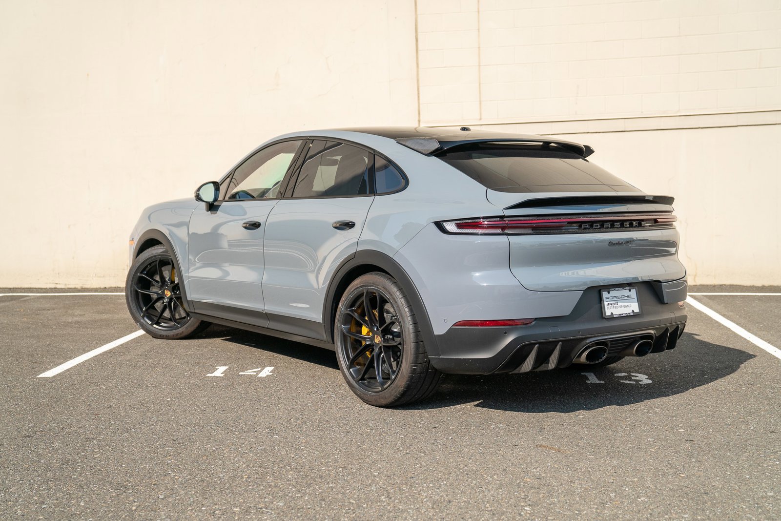 2024 Porsche Cayenne Coupe Turbo GT photo 2