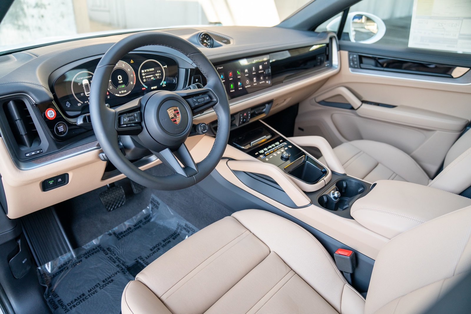 2025 Porsche Cayenne E-Hybrid Coupe photo 4