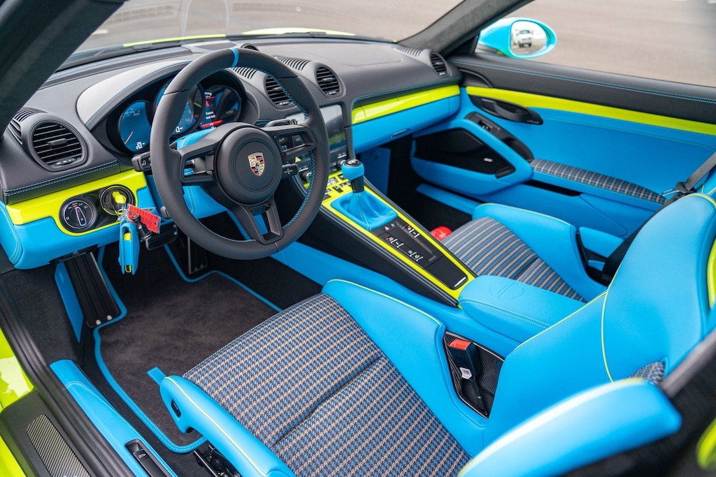 New 2025 Porsche 718 Cayman GT4 RS Coupe