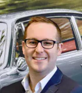 Staff member Riley Van Winkle from ID_1c0abe33eeb7