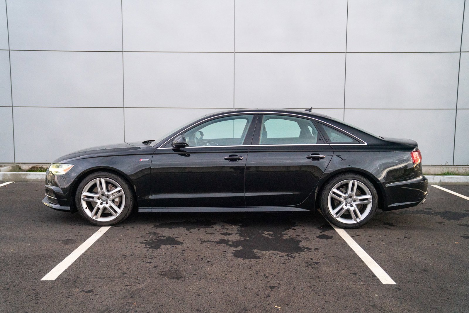 2016 Audi A6 3.0T Prestige photo 2