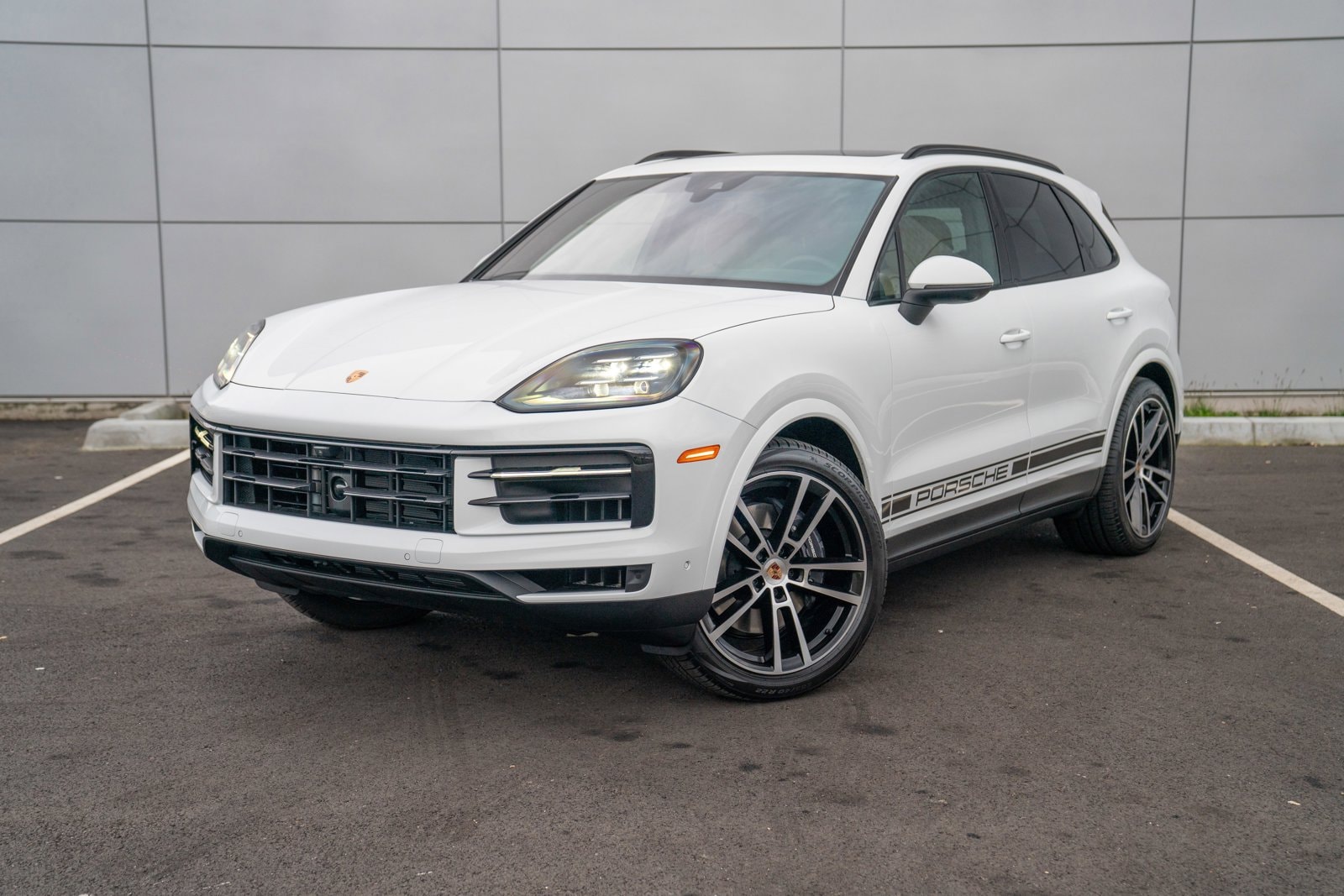 2026 Porsche Cayenne -'s photo