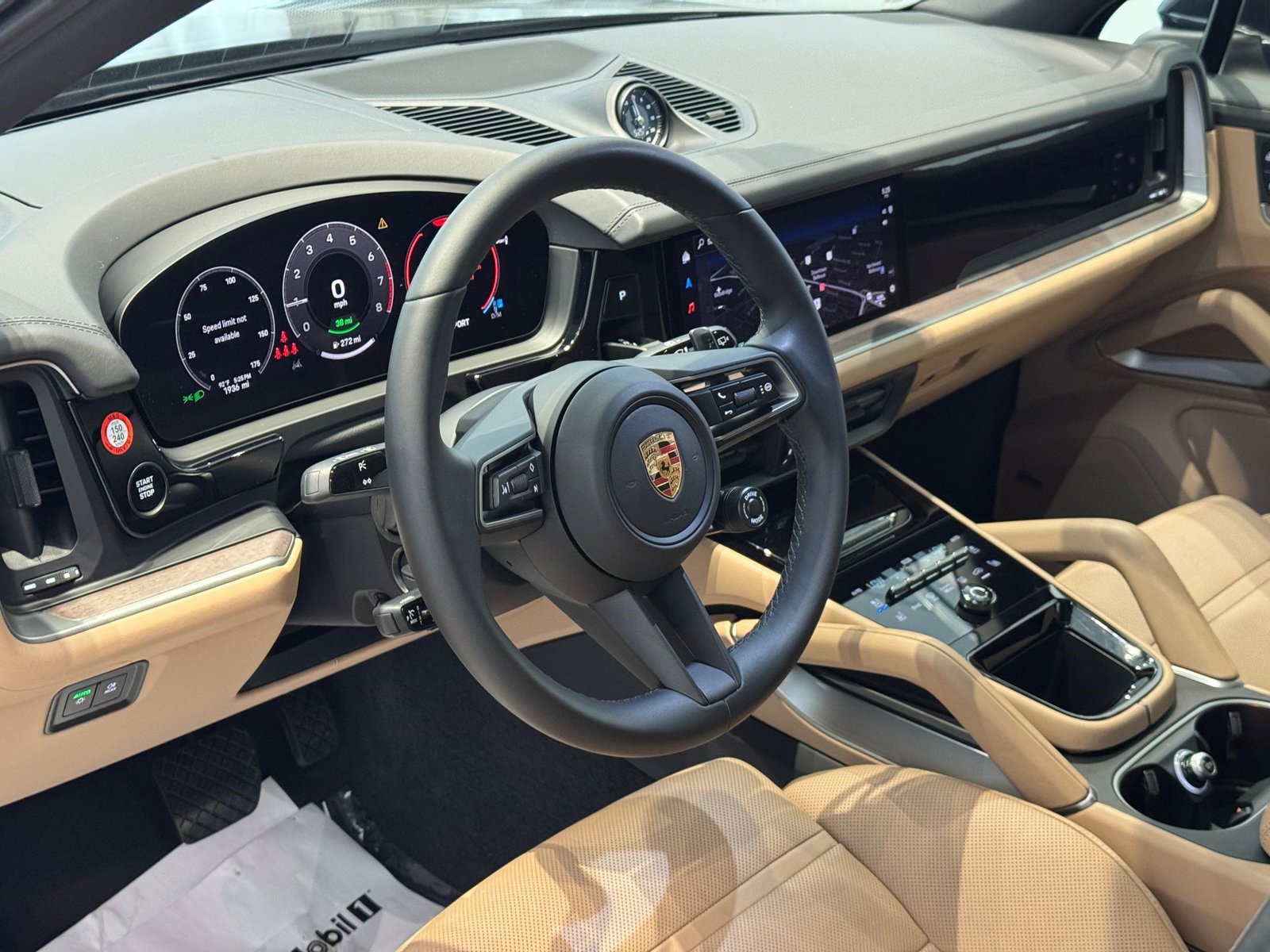 2024 Porsche Cayenne E-Hybrid photo 4