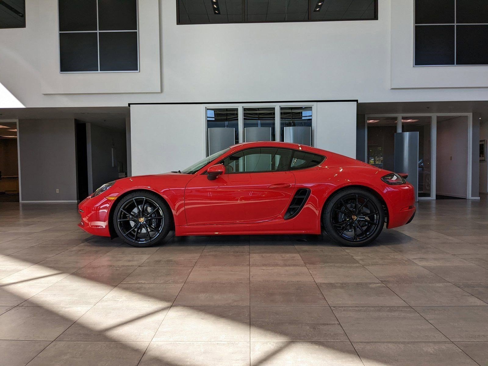 2024 Porsche Cayman S photo 2