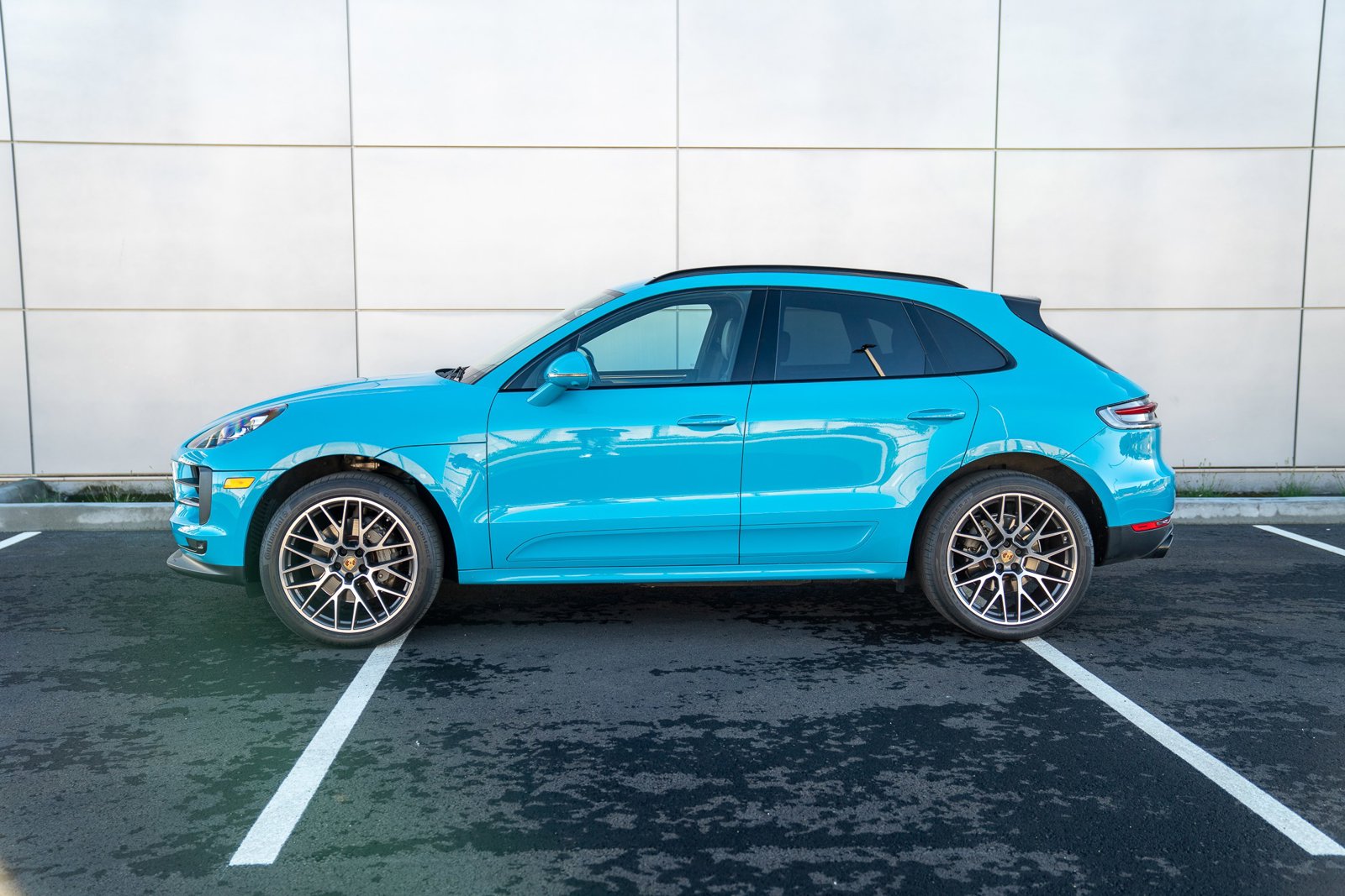 2020 Porsche Macan S photo 2