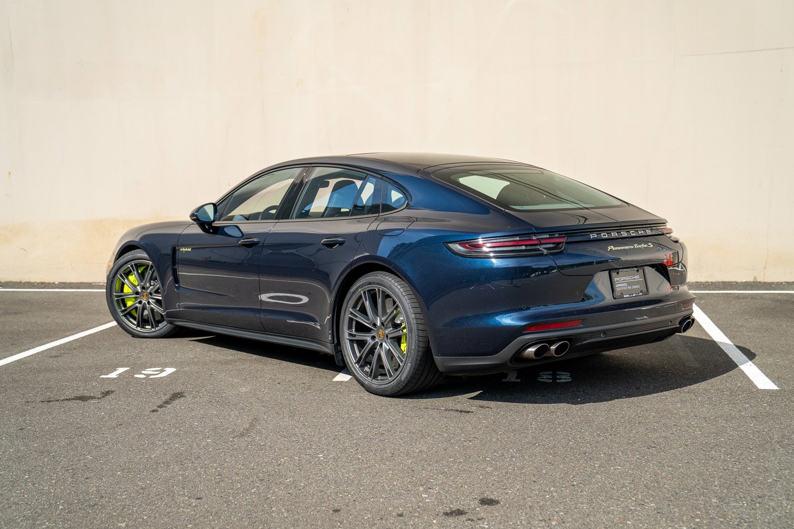 2019 Porsche Panamera E-Hybrid Turbo S photo 3