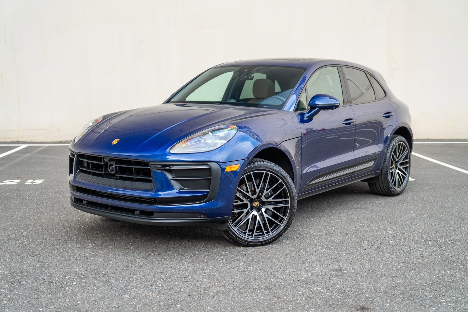 2025 Porsche Macan T