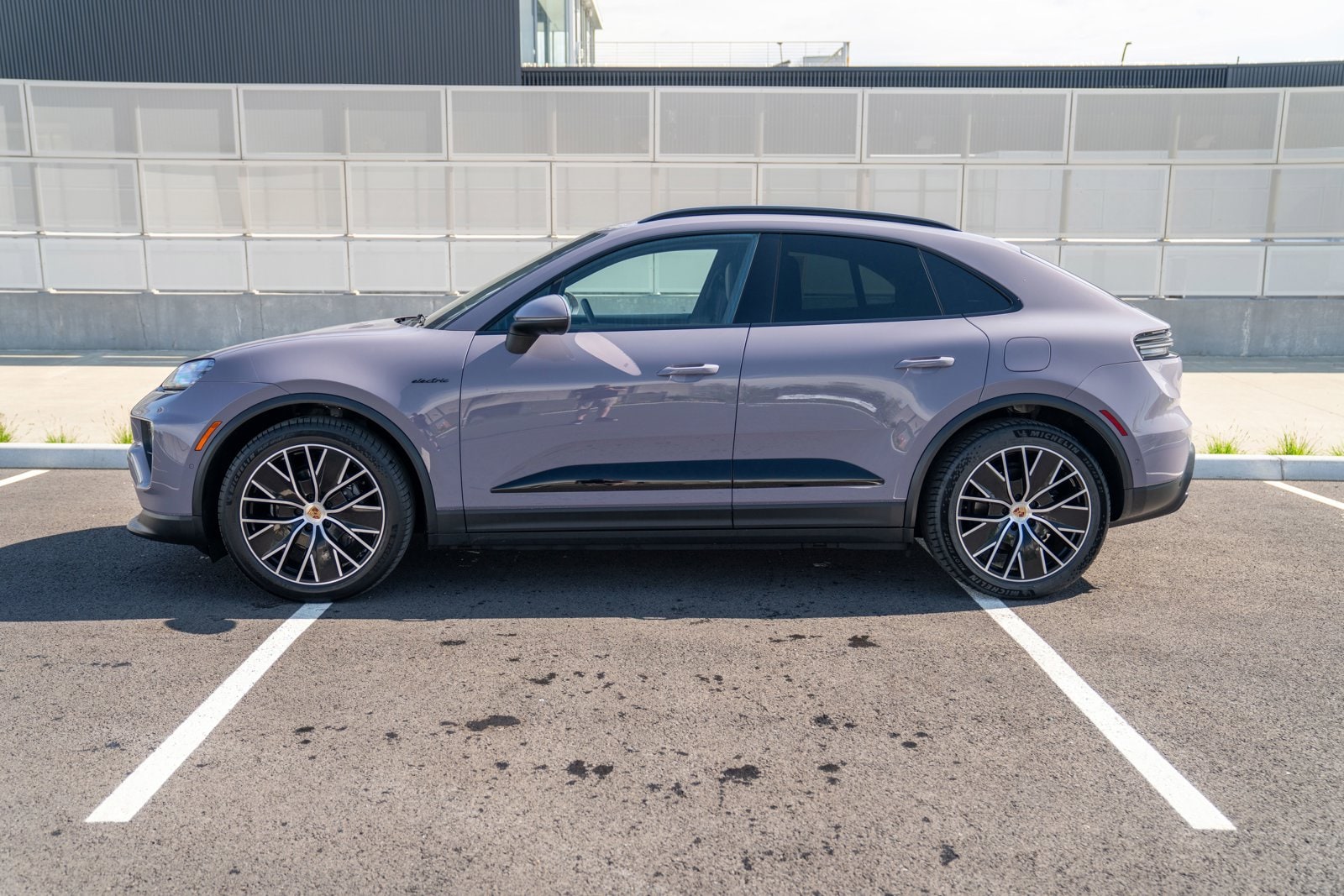 Certified 2025 Porsche Macan Base with VIN WP1AA2XA4SL001239 for sale in Bellevue, WA