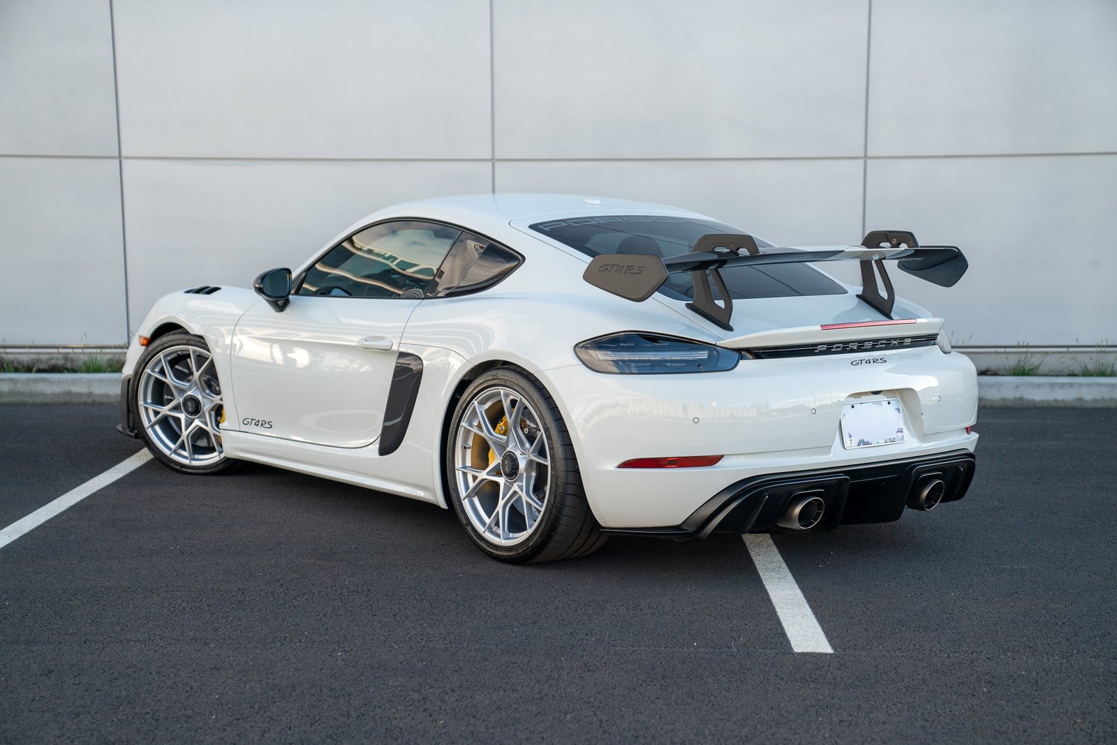 2024 Porsche Cayman GT4 RS photo 3