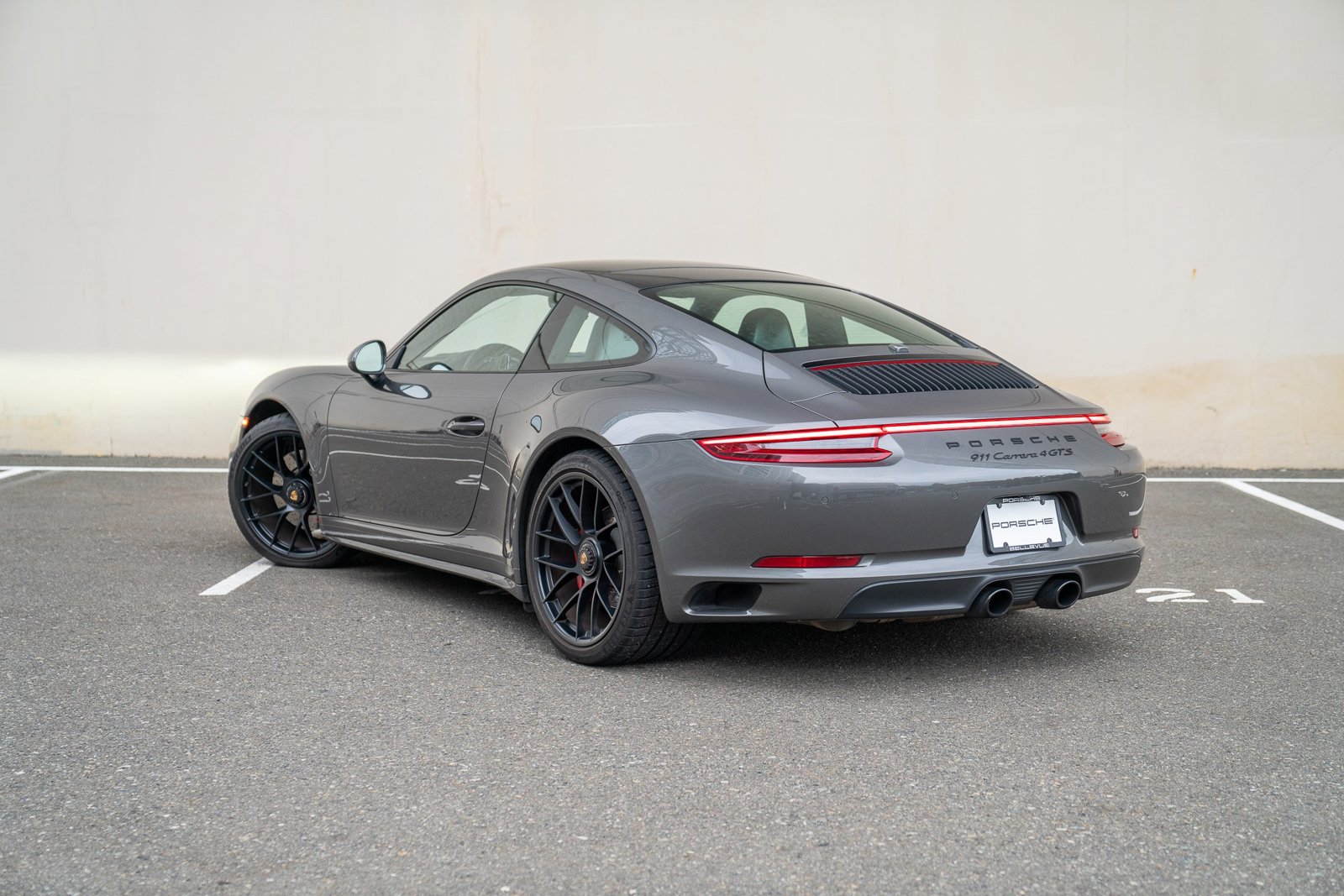 2019 Porsche 911 4S 4 GTS photo 3