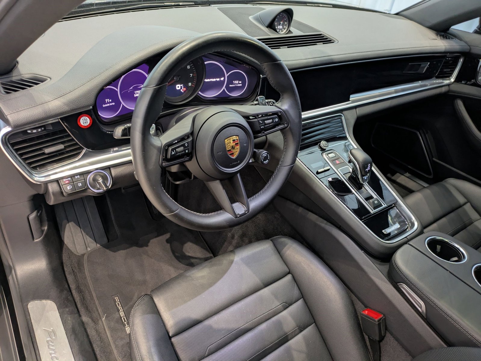 2023 Porsche Panamera Sport Turismo 4 photo 4