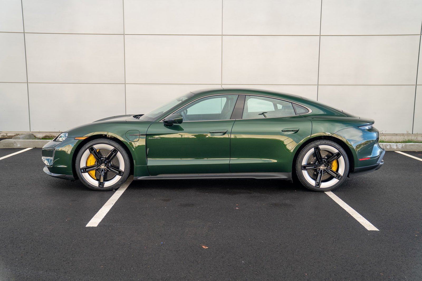 Used 2025 Porsche Taycan Turbo with VIN WP0AC2Y1XSSA55182 for sale in Bellevue, WA