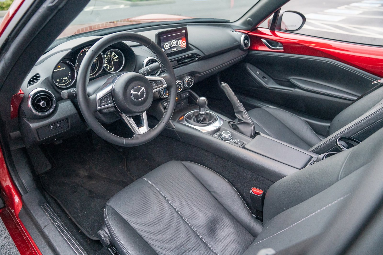 2023 Mazda MX-5 Miata Miata RF Grand Touring photo 4