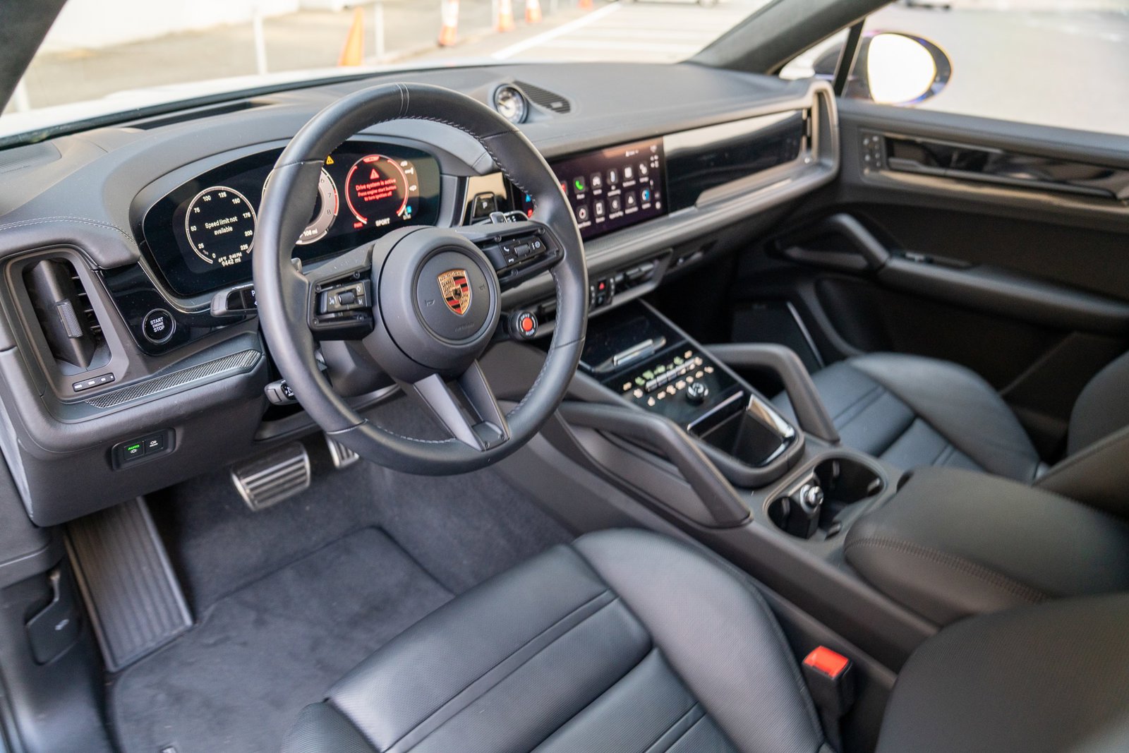 2024 Porsche Cayenne Coupe Turbo GT photo 3