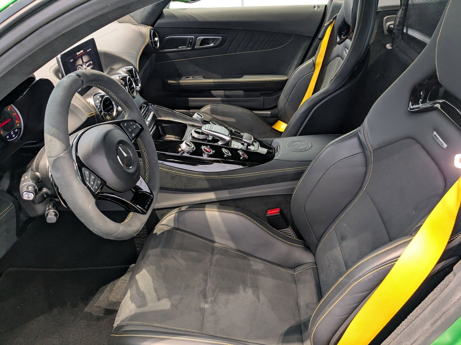 Used 2018 Mercedes-Benz AMG GT Coupe R with VIN WDDYJ7KA2JA013378 for sale in Bellevue, WA