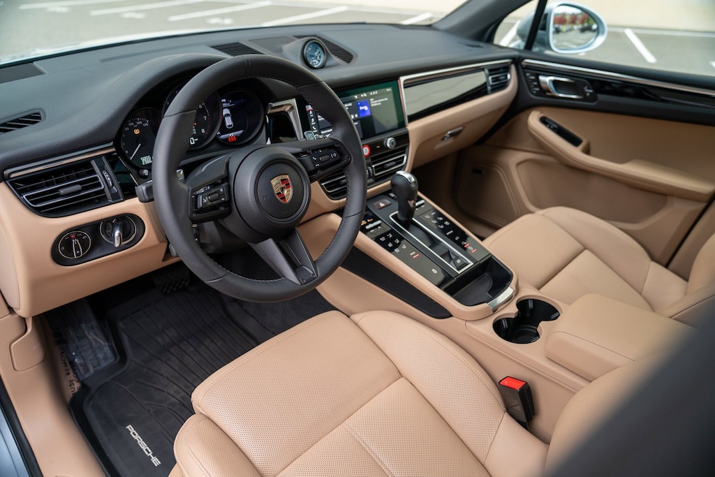 Certified 2025 Porsche Macan SUV