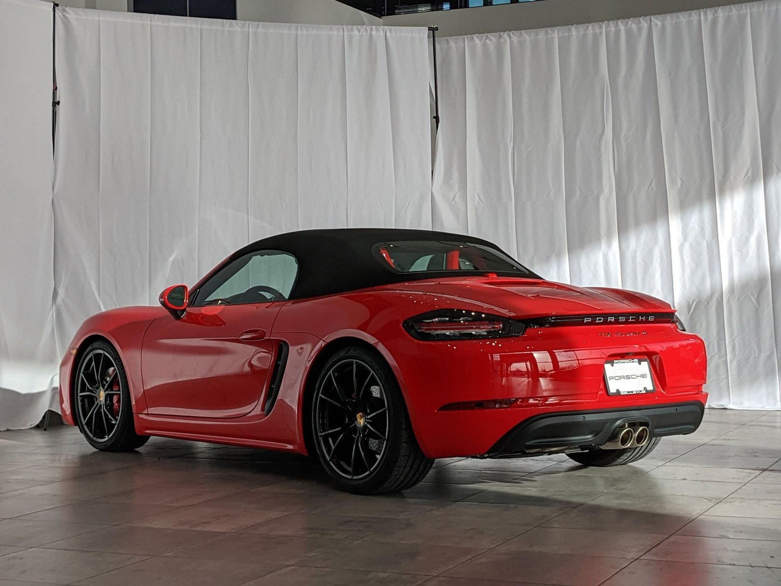 2025 Porsche Boxster S photo 3