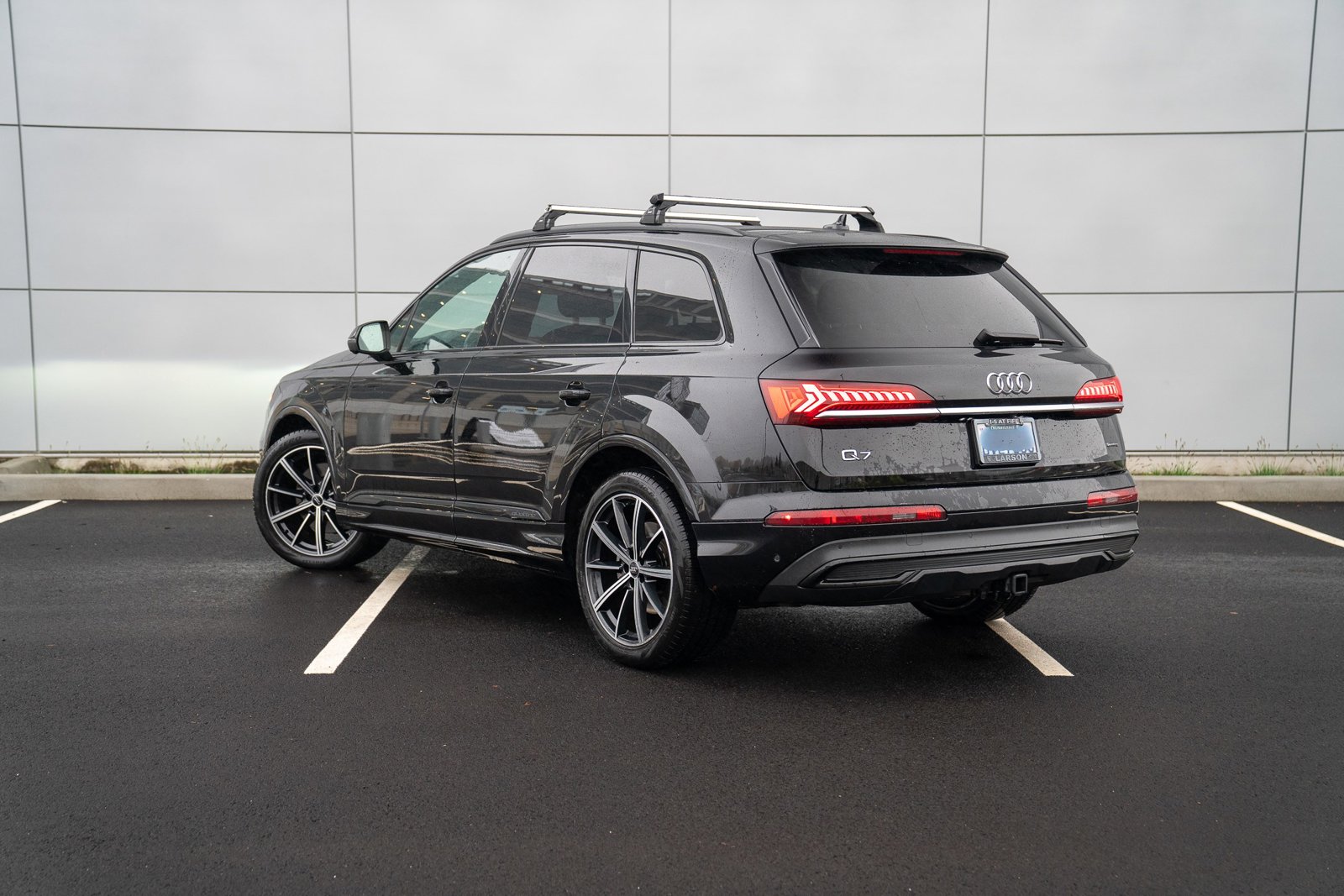 2020 Audi Q7 55 Premium photo 2