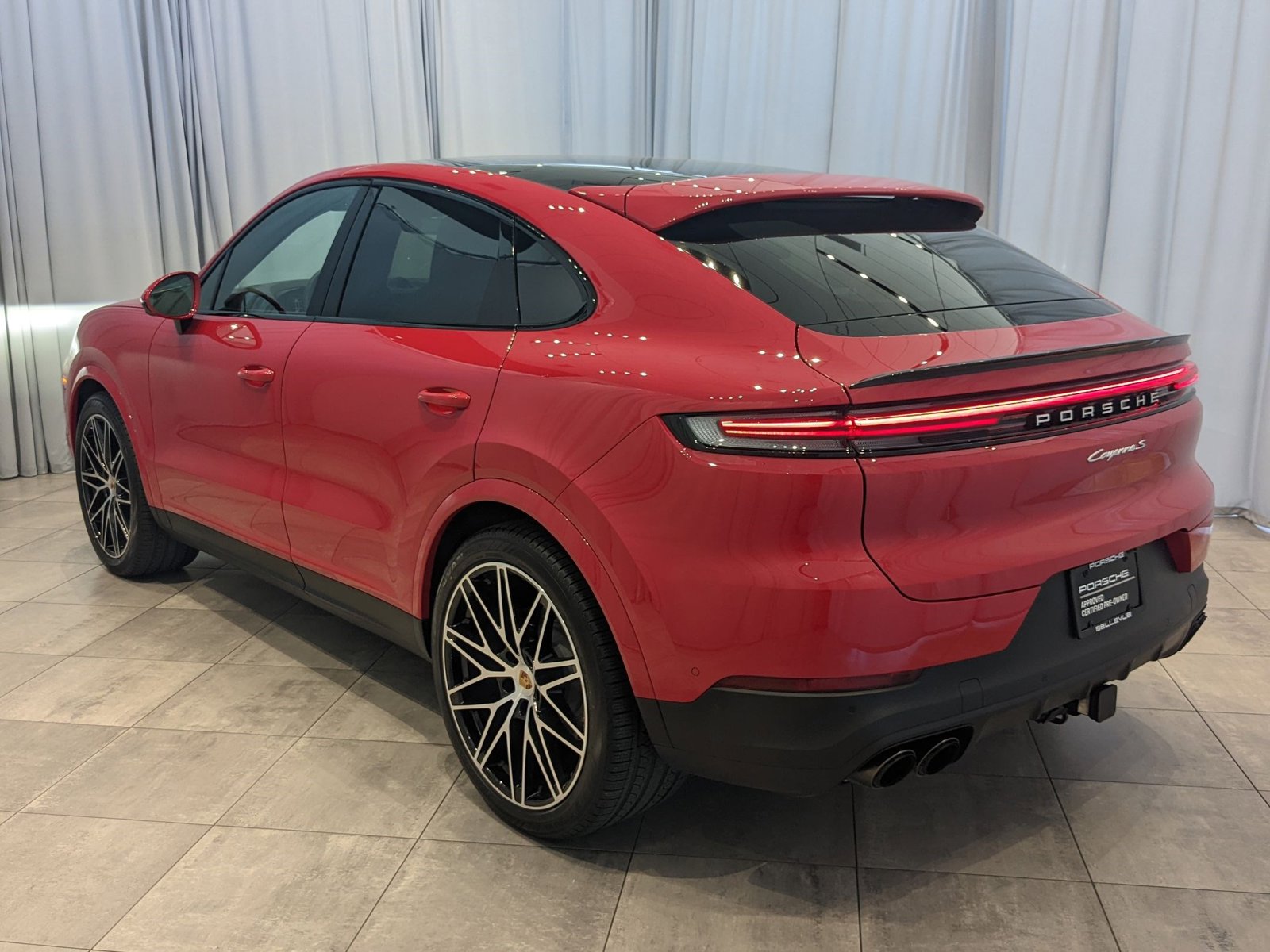 2025 Porsche Cayenne Coupe S photo 3