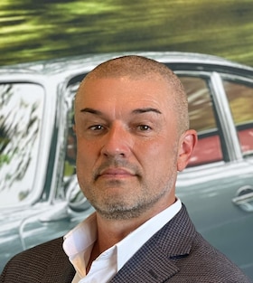 Staff member Jonathan Rustvold from ID_ddebce960a76