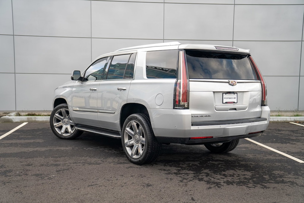 Used 2018 CADILLAC Escalade Premium Luxury SUV