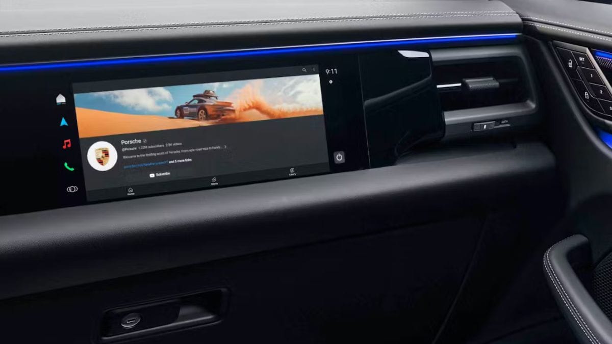Porsche Macan Electric passenger display
