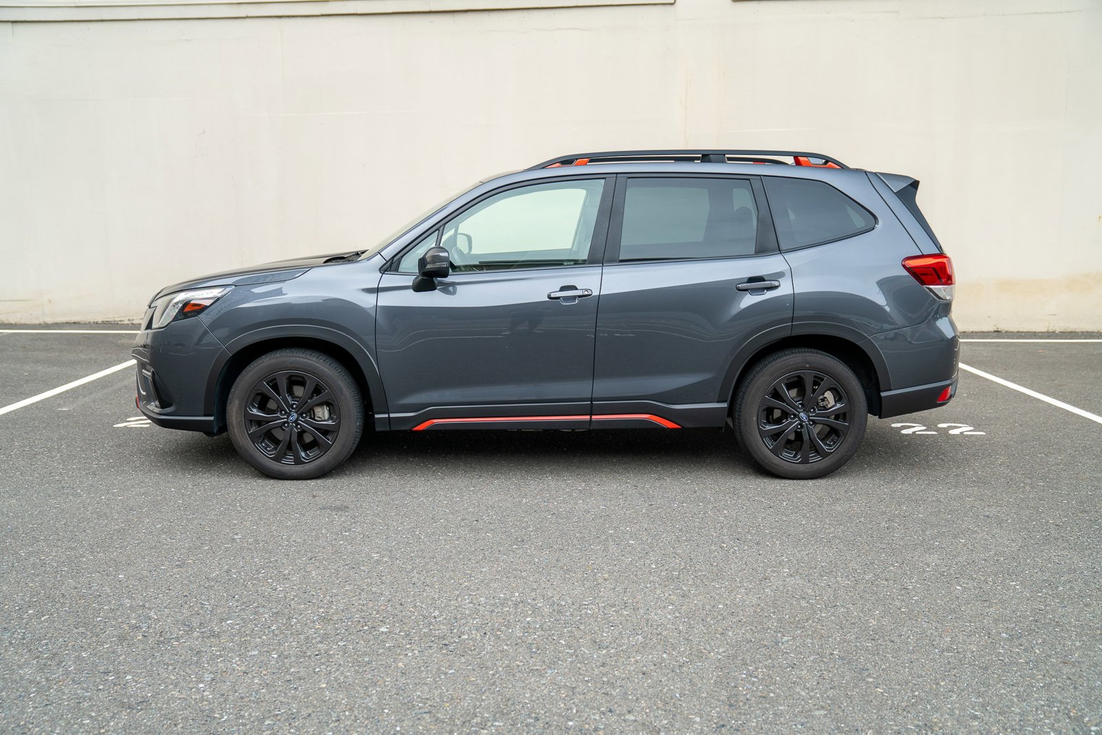 2022 Subaru Forester Sport photo 2