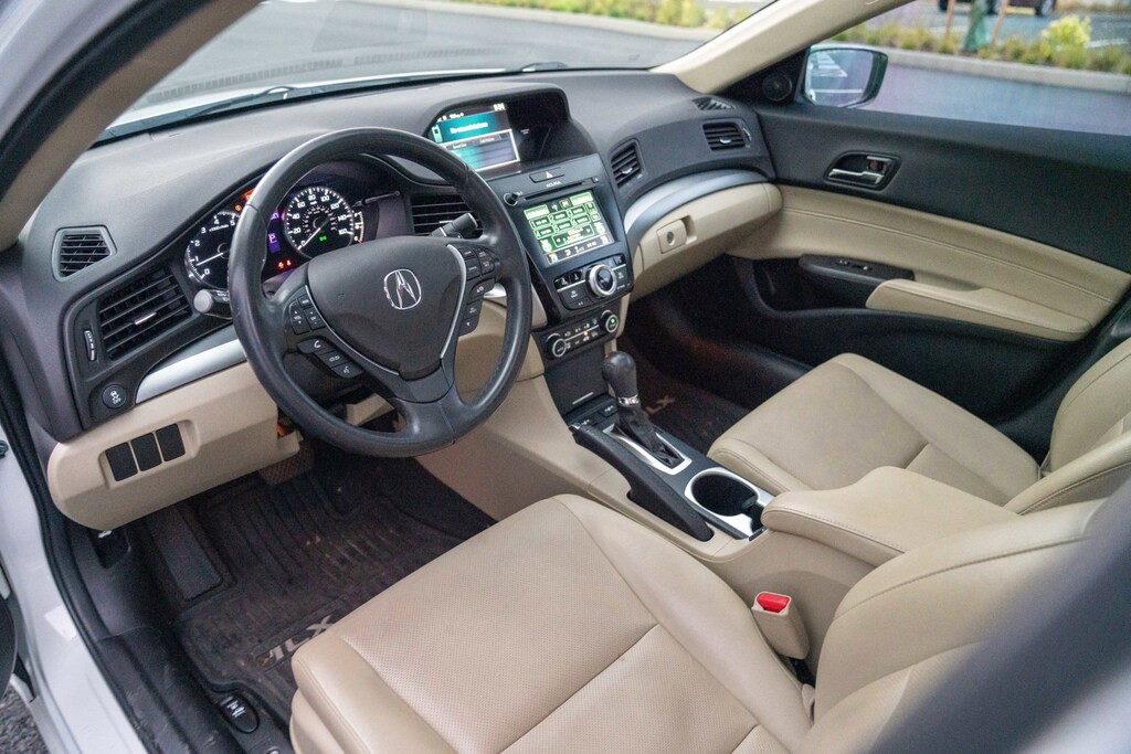 Used 2016 Acura ILX 2.4L w/Premium Package (A8) Sedan