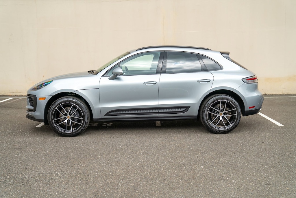 New 2026 Porsche Macan  SUV