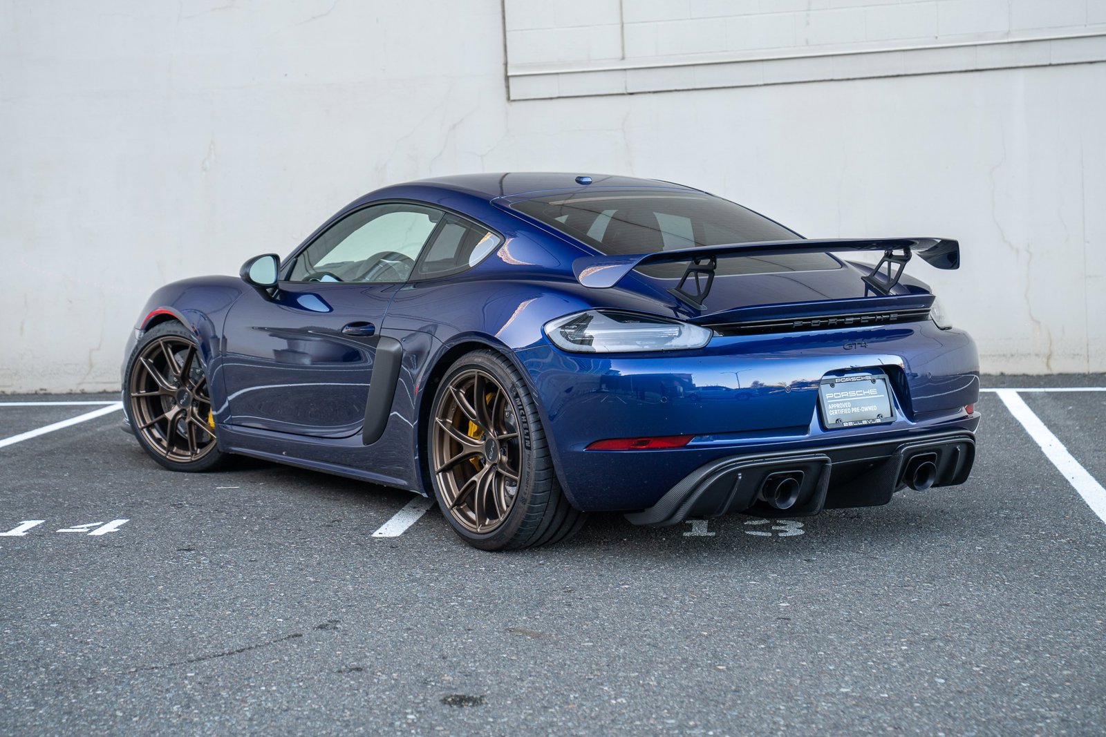 2022 Porsche Cayman GT4 photo 3