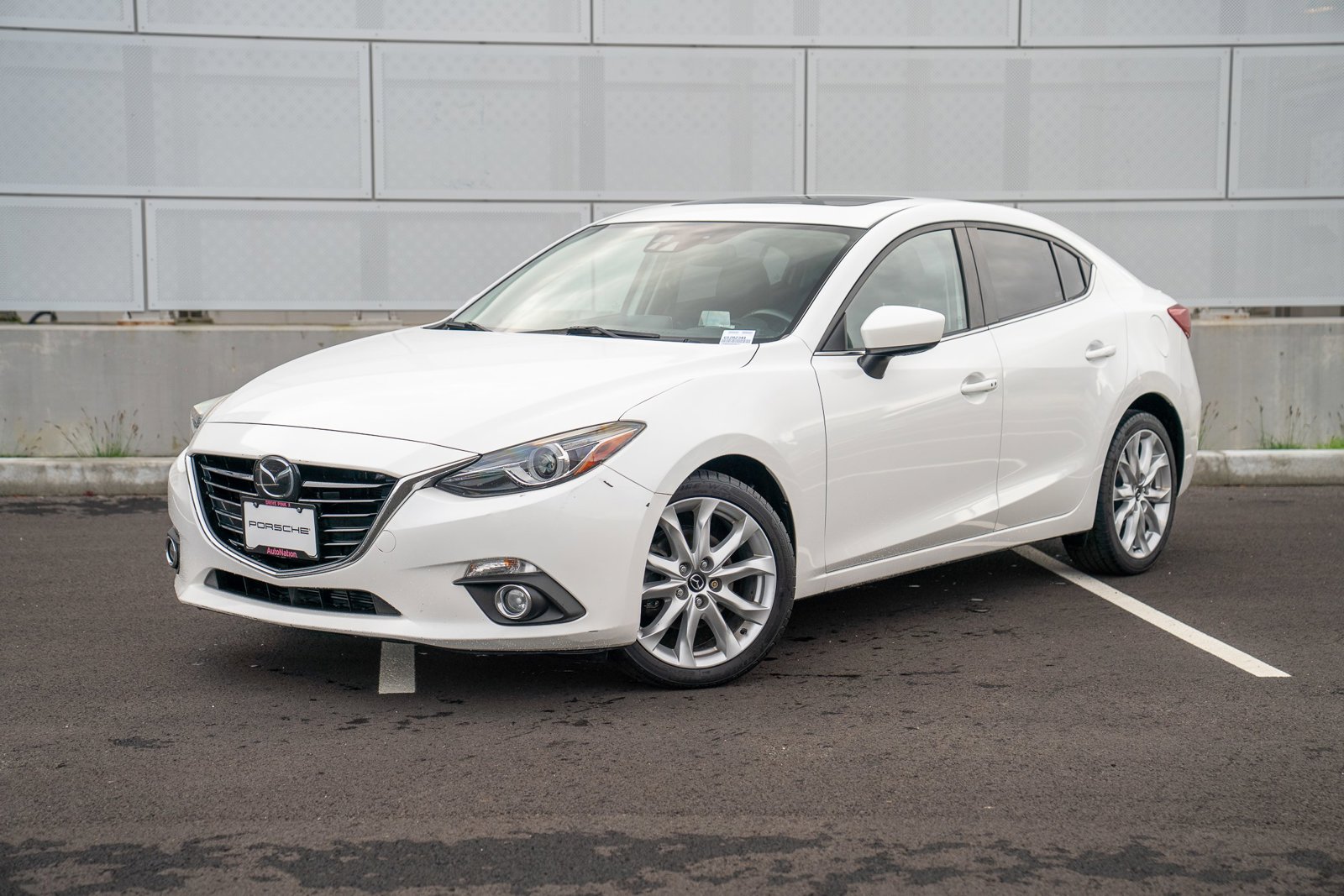 2016 Mazda MAZDA3 s Grand Touring's photo