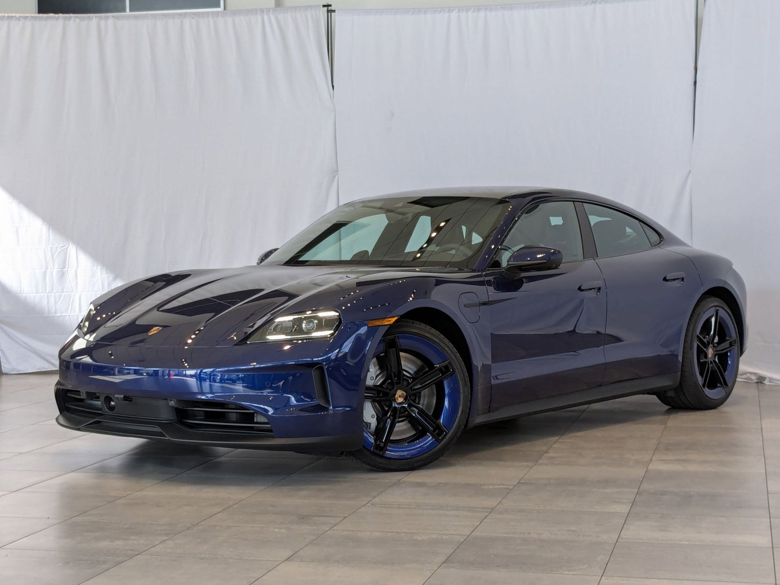 2025 Porsche Taycan Base's photo